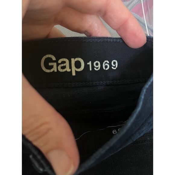 Gap 1969 True Skinny Over Dark Wash Jeans Size 26 Regular. - Picture 5 of 7